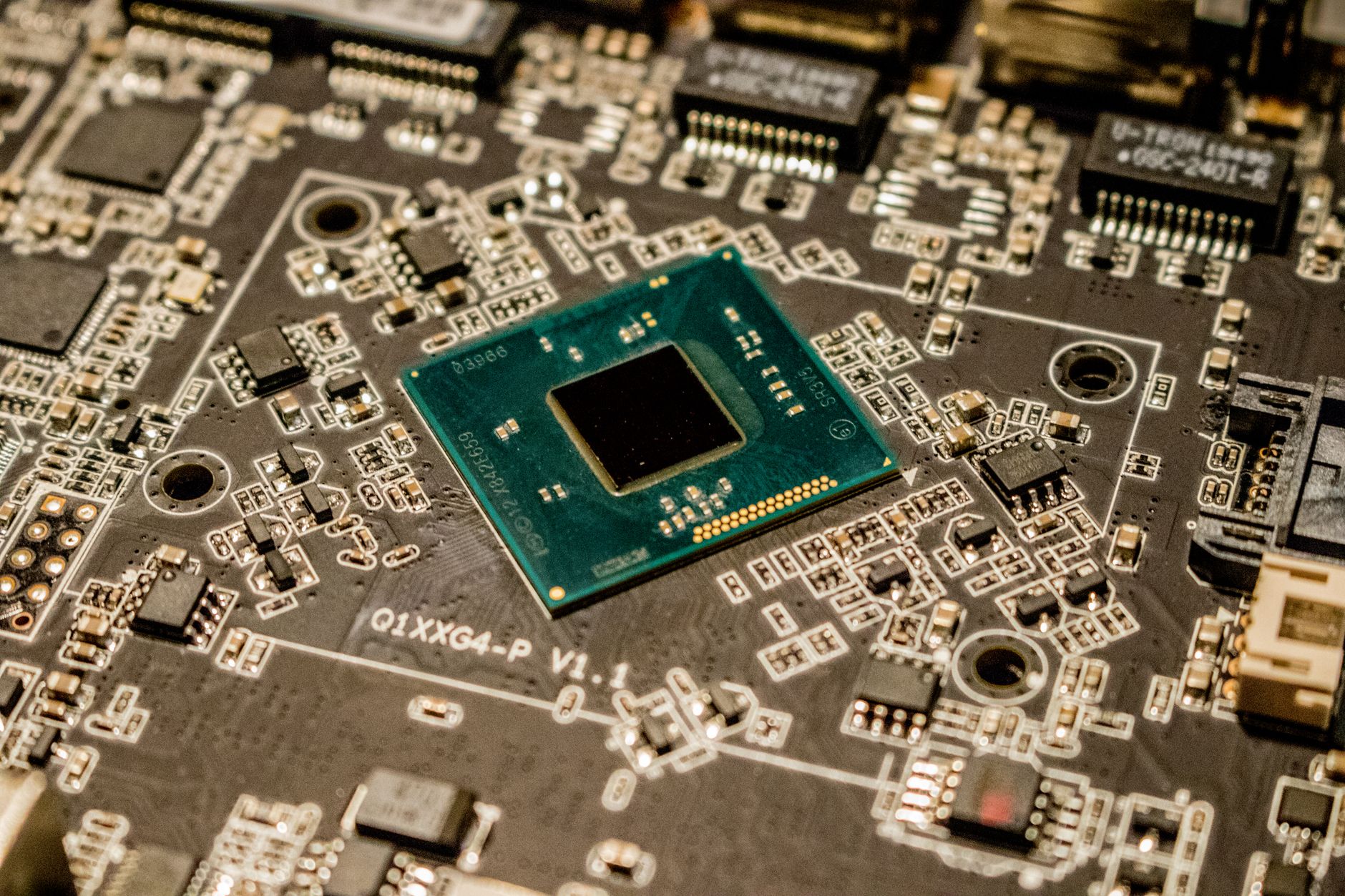 Defiance Debuts 2X Long DRAM ETF as Leveraged Semiconductor Funds Proliferate
