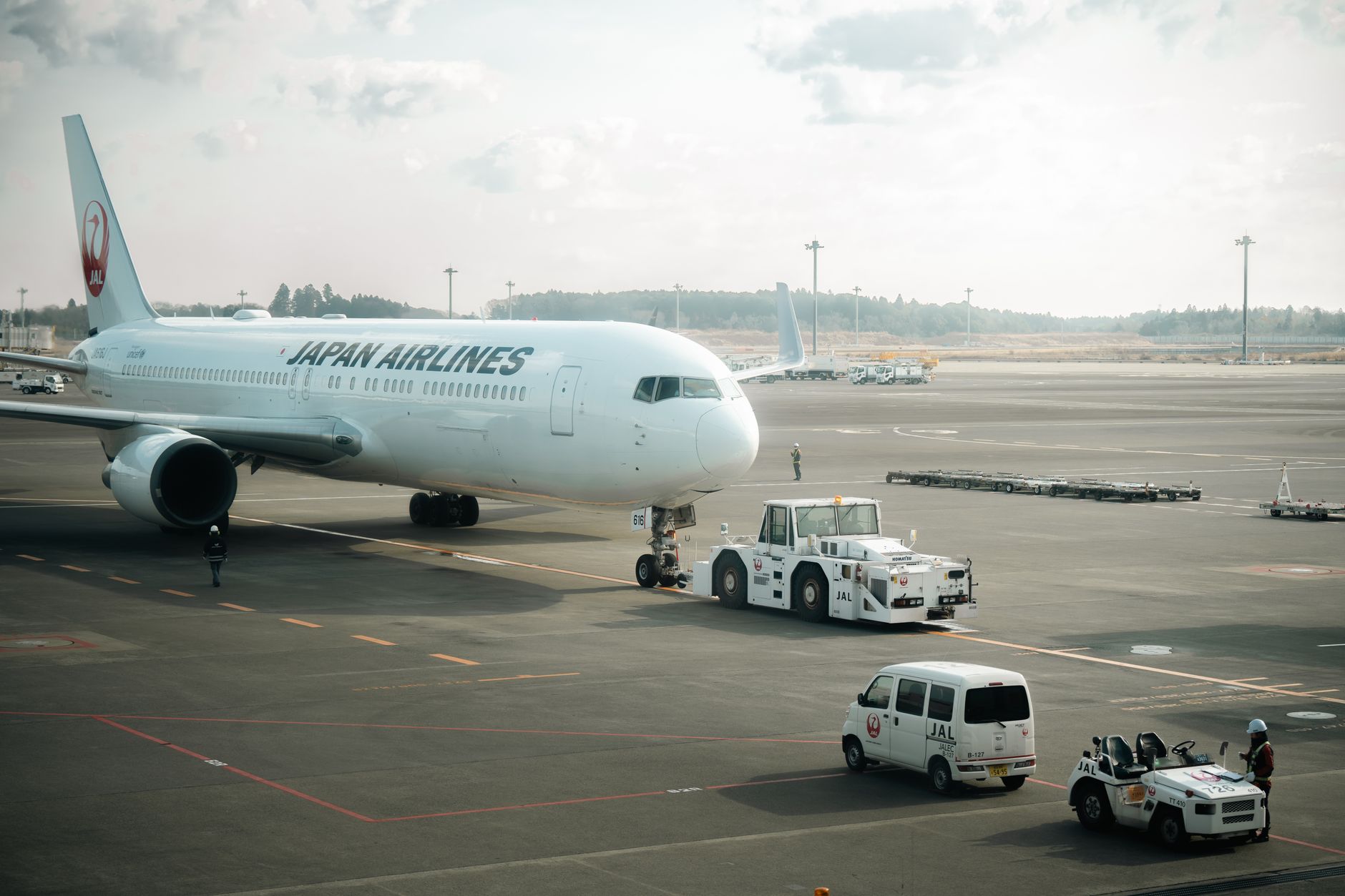 Airlines Cut Capacity on Maintenance Delays and Aircraft Grounding Concerns