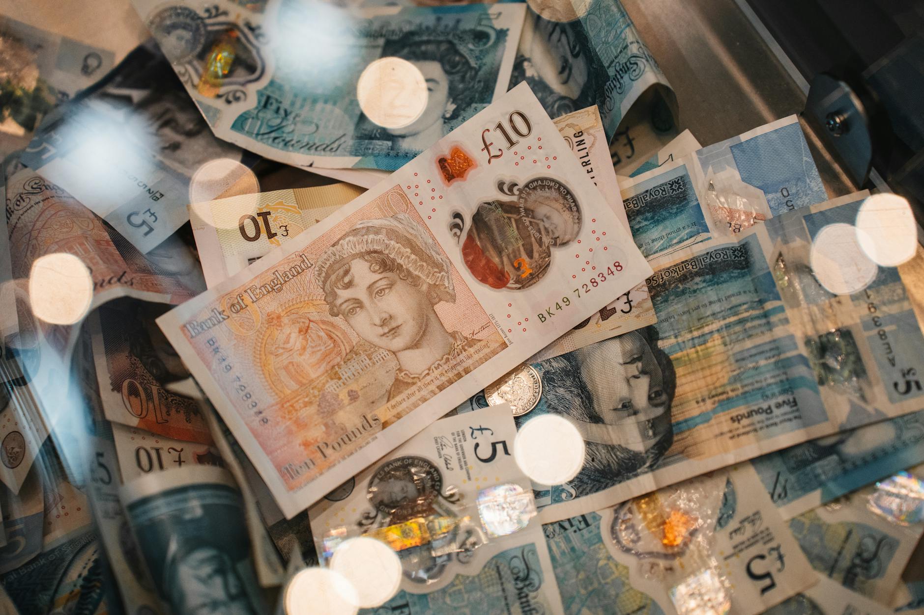 A UK household reviews energy bills as fuel prices and inflation remain central economic concerns.