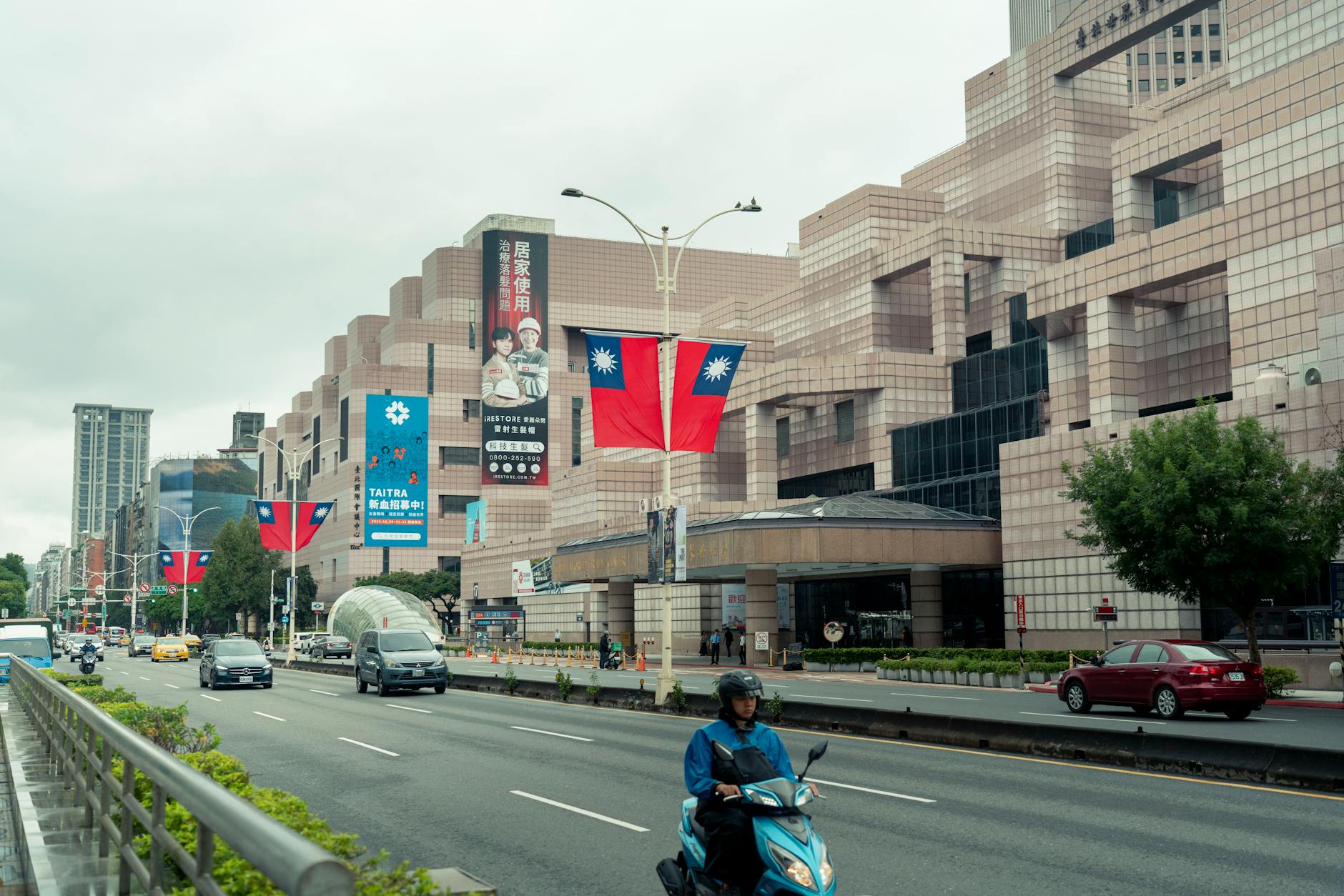 Taiwan Investors Shift Toward Actively Managed Stock ETFs Amid Market Leadership Rotation