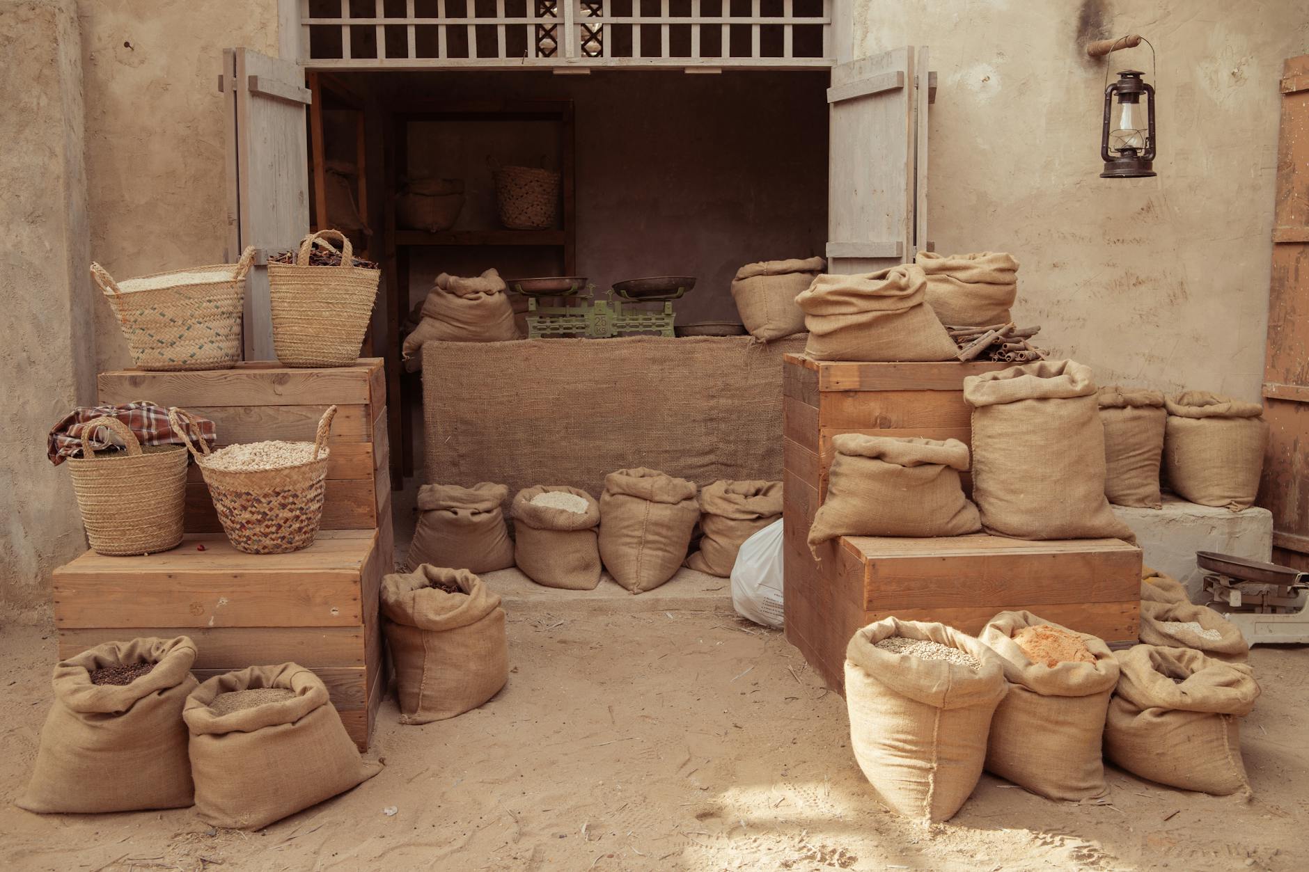 Invesco Files for New Commodity Carry Strategy ETF as Inflation Hedges Regain Interest