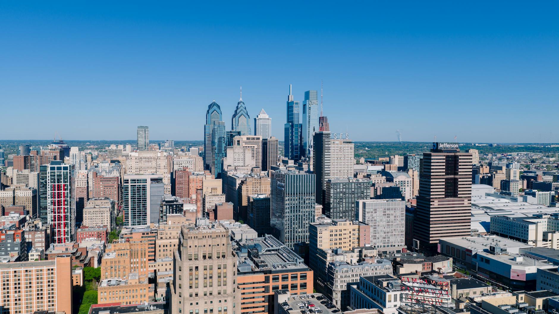 Morgan Stanley Cuts Exposure to Commercial Real Estate Loans Amid Refinancing Pressures