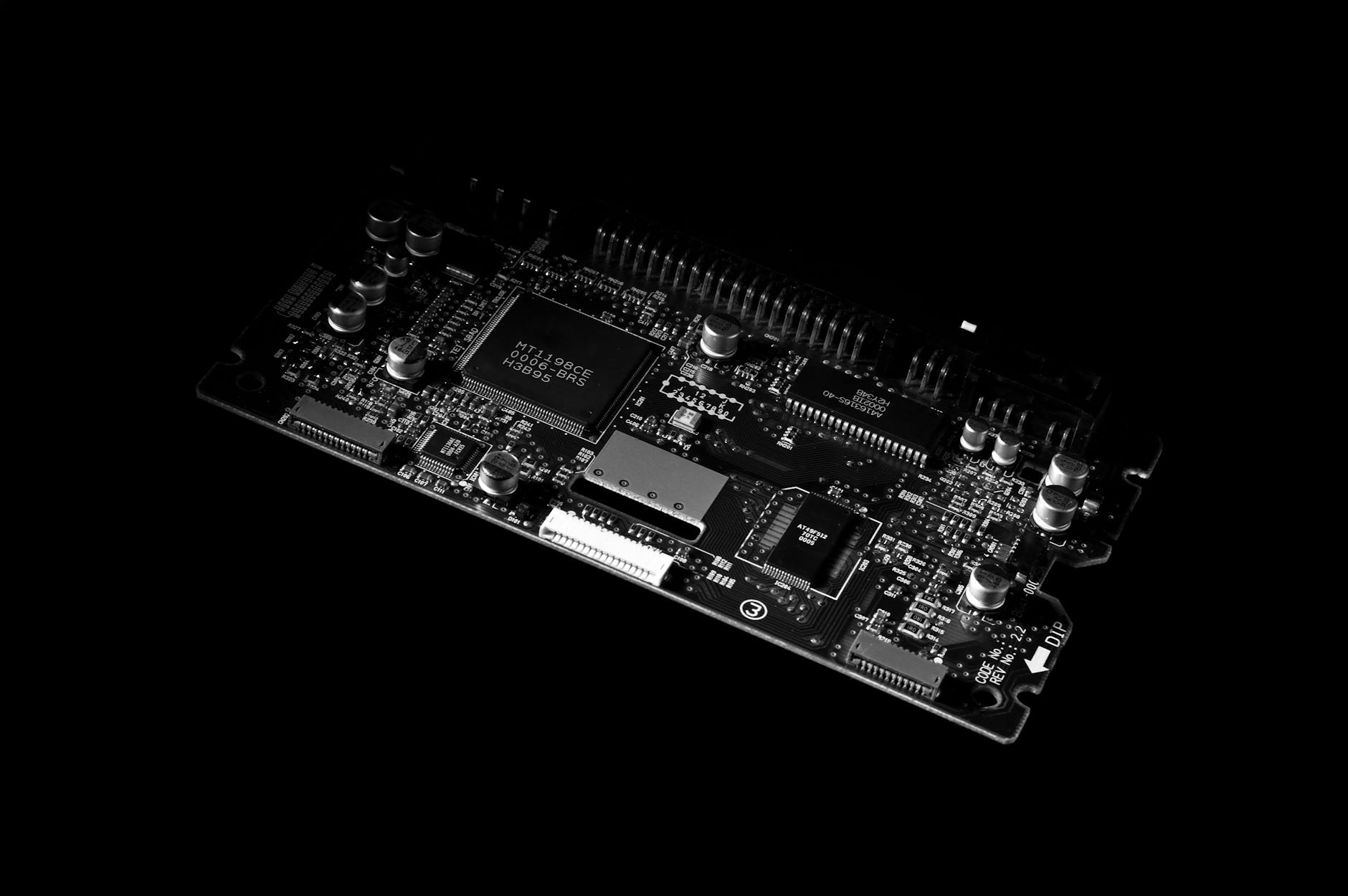Intel Secures New U.S. Defense Contract for Advanced Node Semiconductor Production