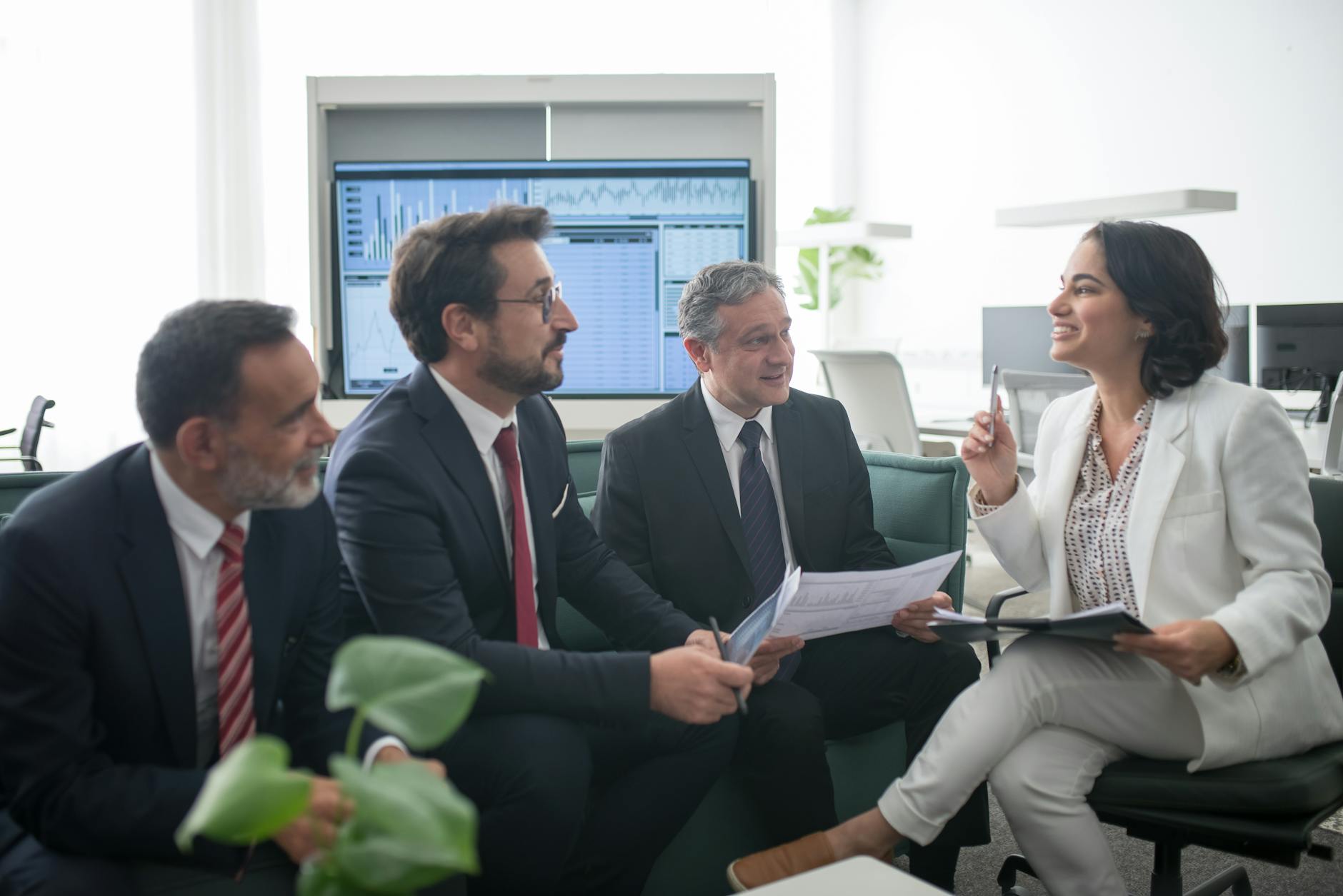 UBS Says Asia-Pacific Heirs Are Turning to Wealth Managers for Succession Plans