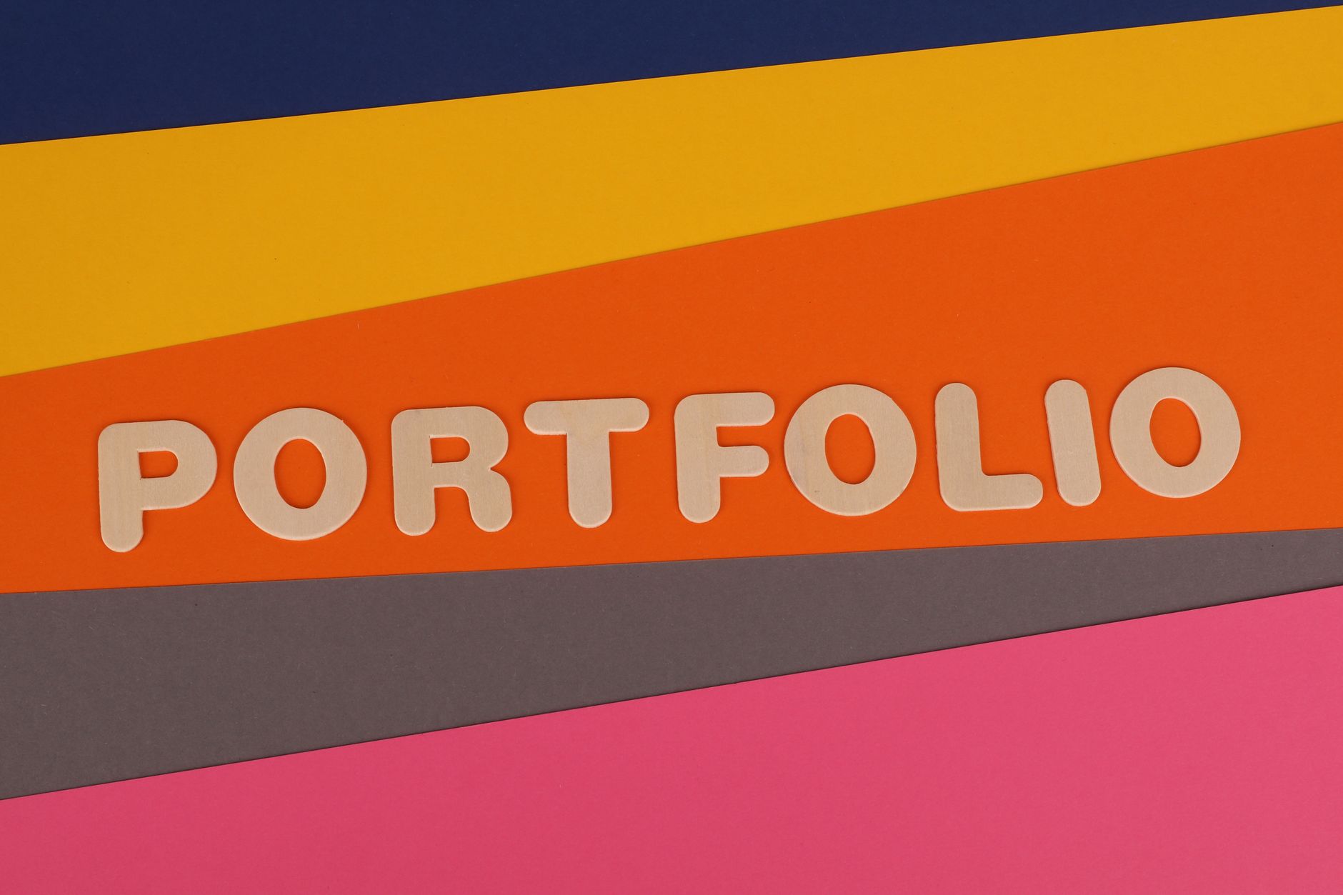 RIAs Expand ETF Holdings as Real Assets Gain Portfolio Share