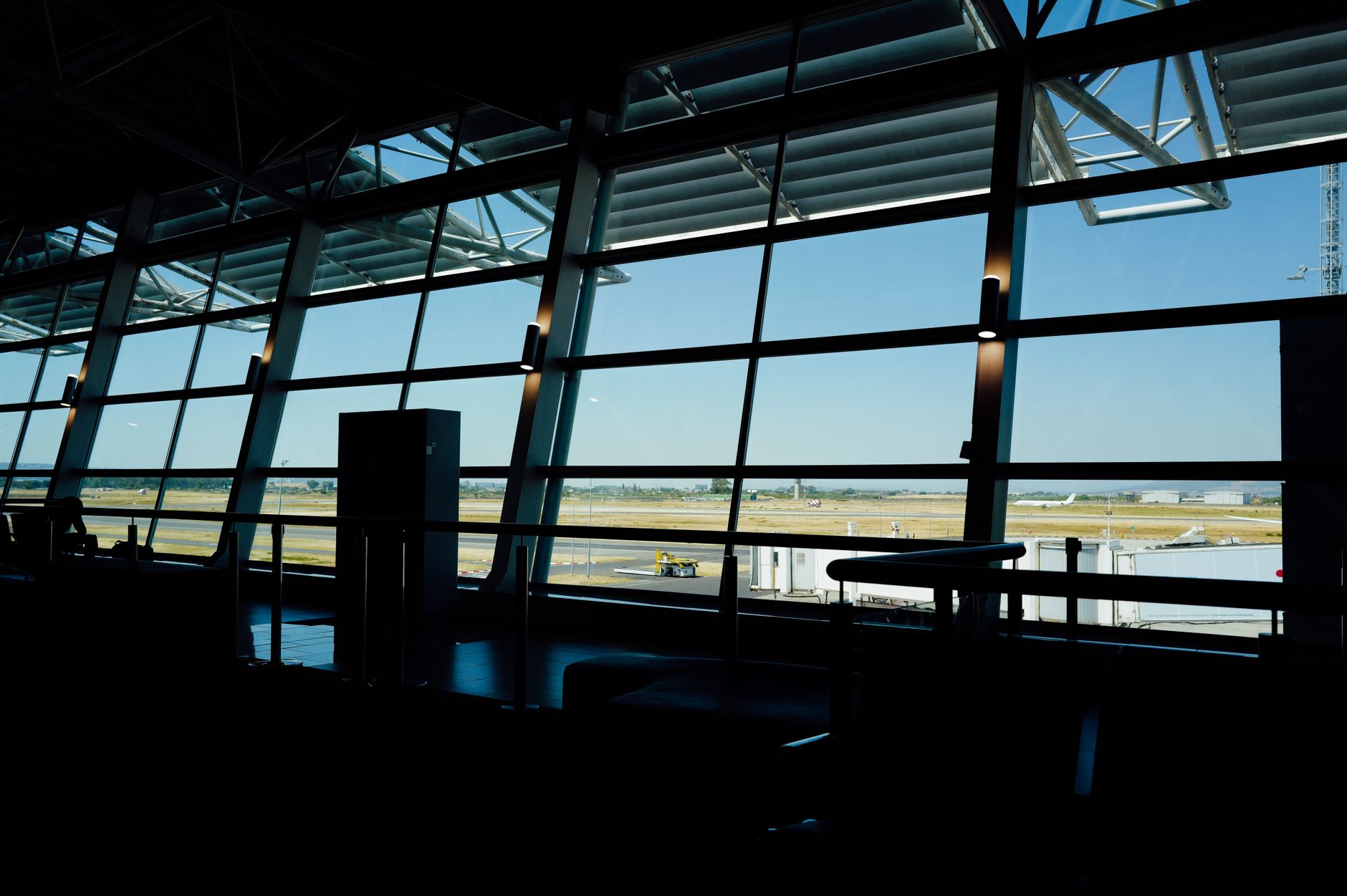 Airfares May Stay Elevated as Airlines Keep Fuel Savings From Iran Deal